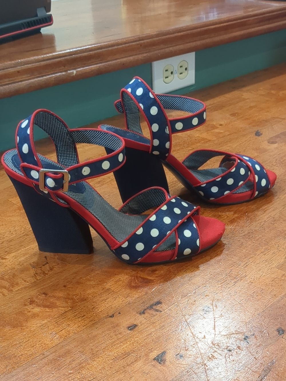 Ruby Shoo Evie Navy Polka Dot Red Trim Block Heel Sandals Size 6